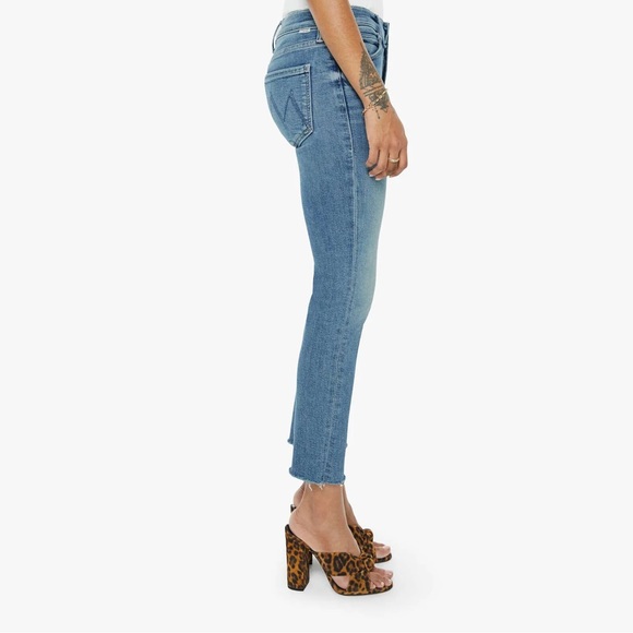 Mother mid-rise Dazzler blue jeans size 32 - Picture 12 of 13